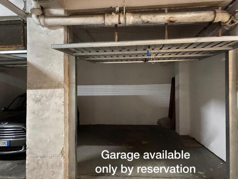 La Dimora di Vesta Yellow Room a Lecce per 2 ospiti