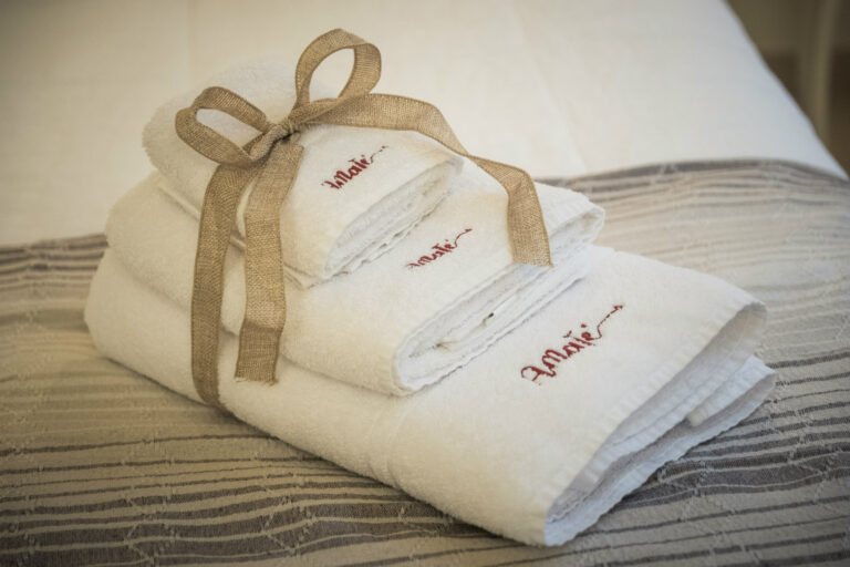 Amatè Suite and Rooms a Lecce Centro SUITE TERRA ROSSA per 2 ospiti Amatè Suite and Rooms a Lecce Centro SUITE TERRA ROSSA per 2 ospiti