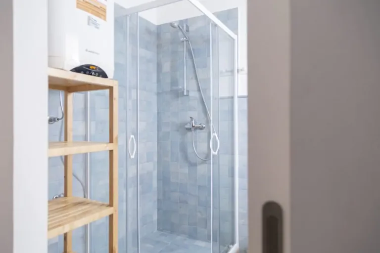 PLATONE CLASSIC ROOM Simplicity and Elegance in the Heart of Lecce IMG 0167 1024x683 1 768x512