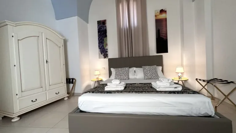 Casa Mamma Elvira Appartamento 3 nel Cuore di Lecce IMG 0541 1024x576 1 768x432