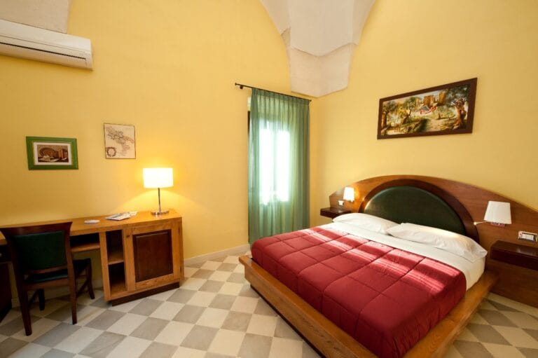 camera 3 suite 1 768x511