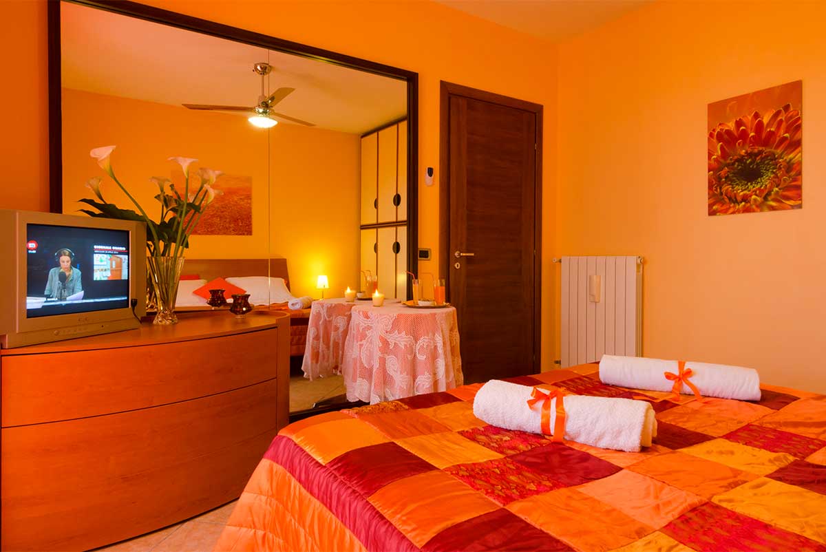 ANTICA RIMESSA Bed & Breakfast - Lecce Camera Arancio per 2 ospiti camera arancio 7