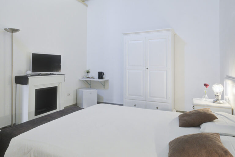 EPICURO JUNIOR SUITE – Luxury and Relaxation in the Heart of Lecce epicuro6 768x513